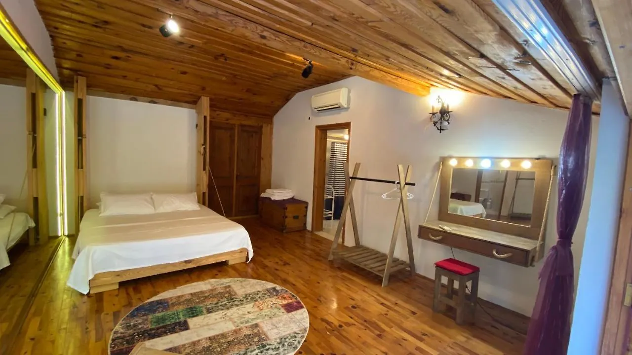 Old Town Cozy Villa In The Heart Of Antalya