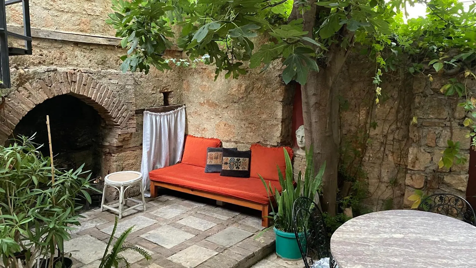 Old Town Cozy Villa In The Heart Of Antalya Hébergement de vacances
